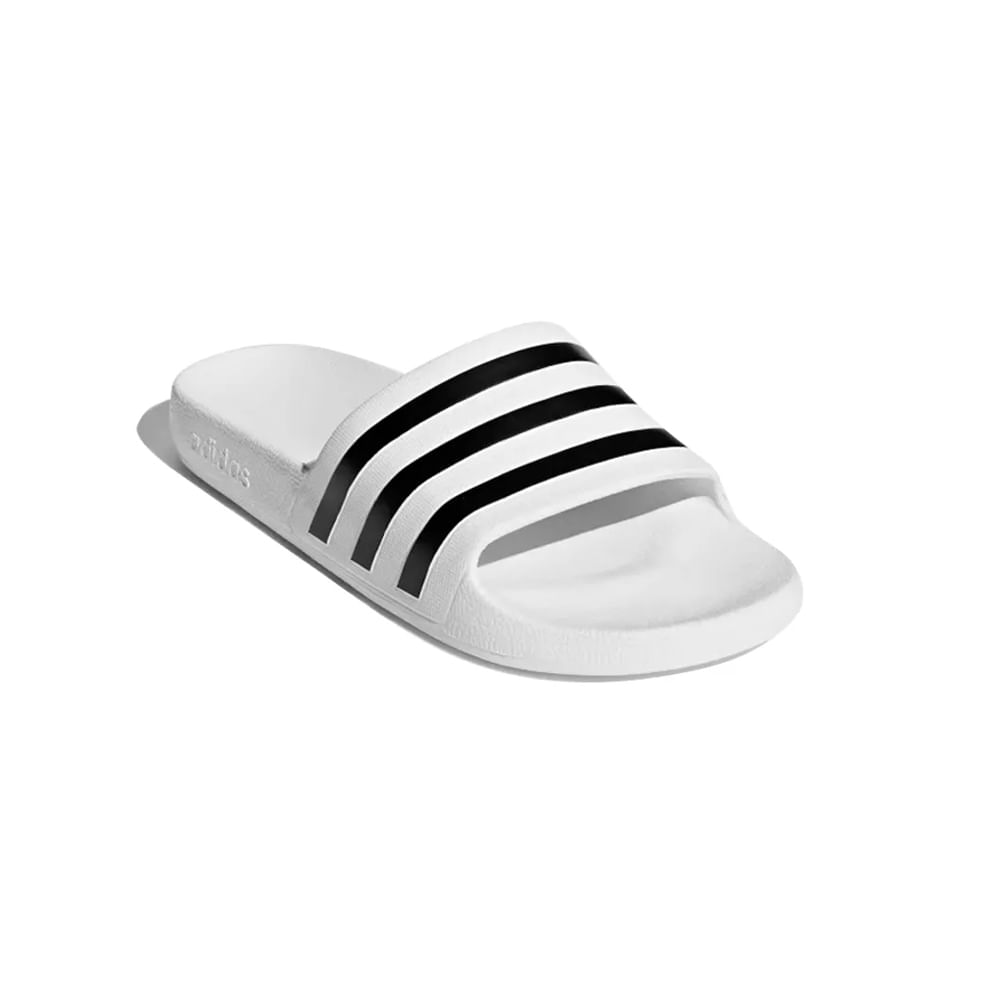 chinelo adidas benassi